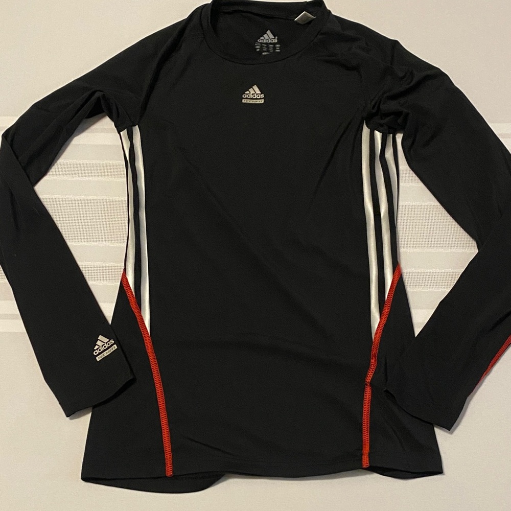 Boys Adidas TechFit Black Long Sleeve Top with White and Red Stripes size Large
